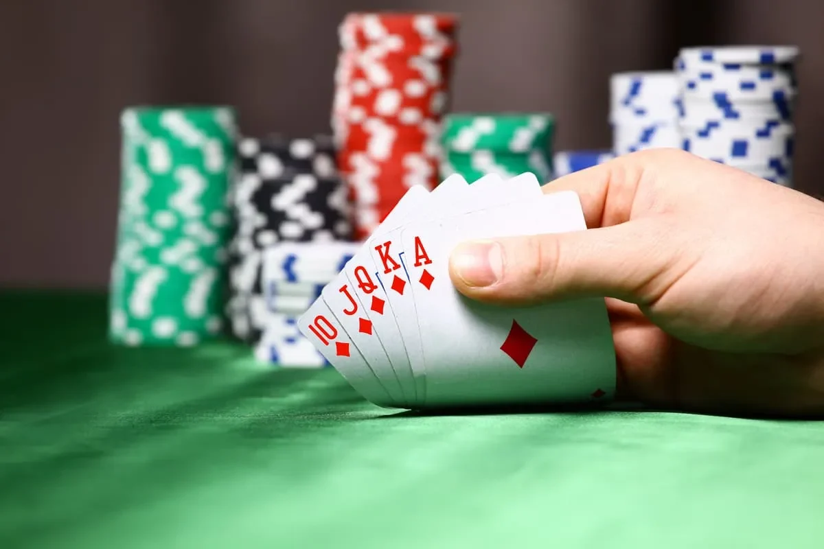 Jackpot Trong Poker là gì